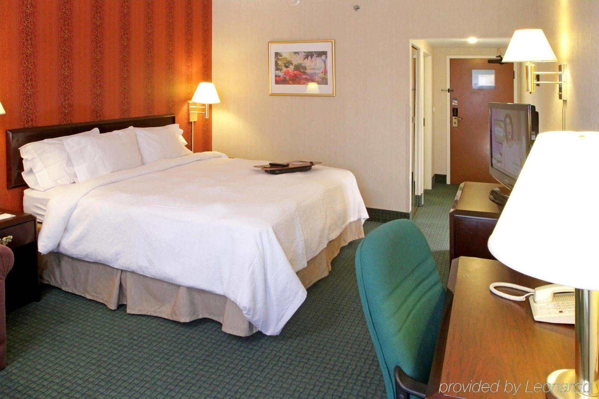 Hampton By Hilton Monterrey Galerias Obispado Kültér fotó